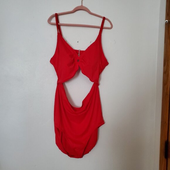 Women's Swimsuit Red 3X One Piece With Cut-out - Picture 3 of 7